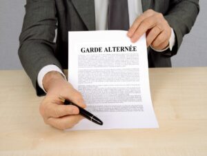 Attestation d’Hébergement Modèle et Guide Pratique